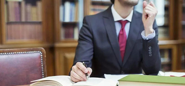 一个人可以同时担任几家公司的法人