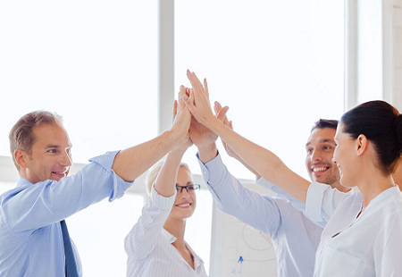 离岸公司代理注册注意事项，选择注册香港公司的两个原因