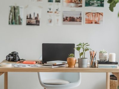 境外银行卡办理方法与流程

简述：中国人如何在国外办理银行卡以及具体步骤。