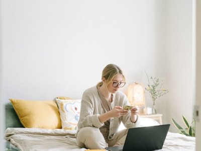 香港汇丰银行卡号是几位数？怎么查看？