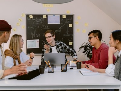 巴西2025圣诞电商销售预期增长，中国卖家如何把握商机？