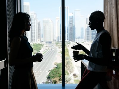 中国卖家如何应对新版ODI备案规则，把握全球投资新机遇。